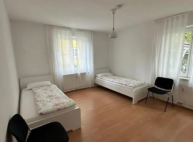 Mavie - Fuer Gruppenreisen Schoene Mit Vier Schlafzimmern *